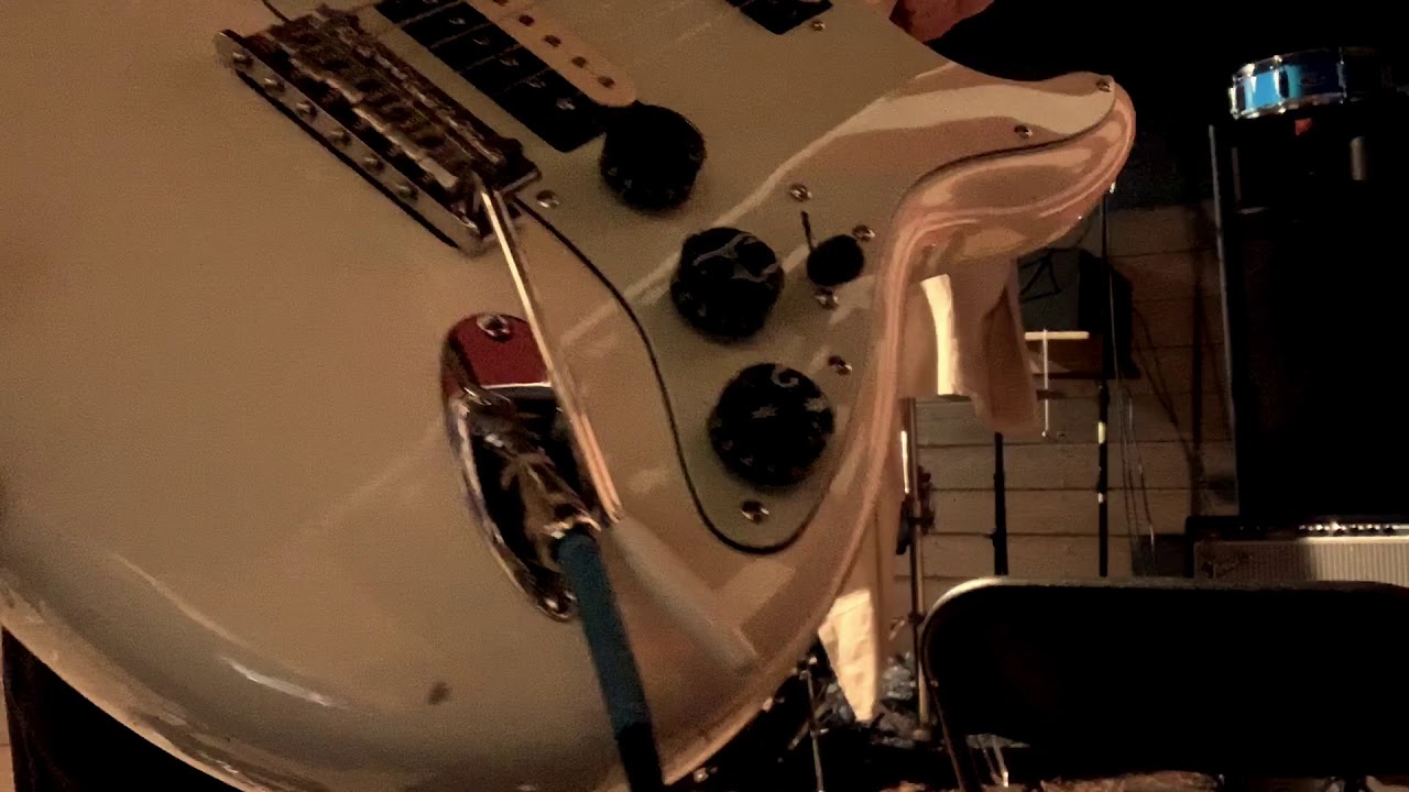 Fender Stratocaster with Seymour Duncan Slash Humbuckers - YouTube