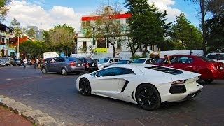 Niño de 14 años acelera un Lamborghini Aventador - México DF