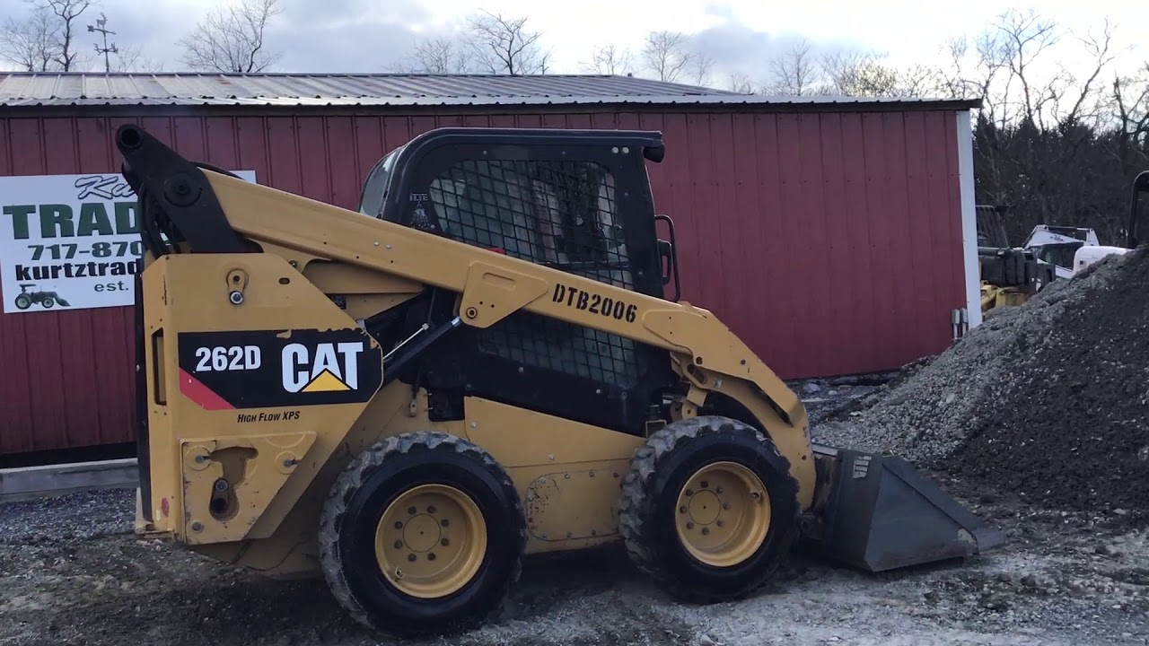 CATERPILLAR 262D SKID STEER - YouTube