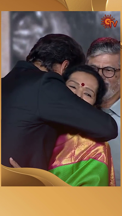 Thalapathy's Beautiful Gesture towards his mom! | #Shorts | Throwback | Sun TV