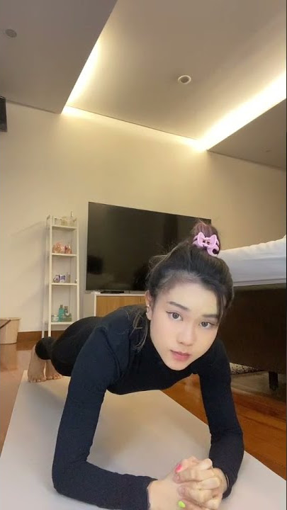 Harus pake baju gini biar comment sectionnya ga norak dan isinya ngabers 😪