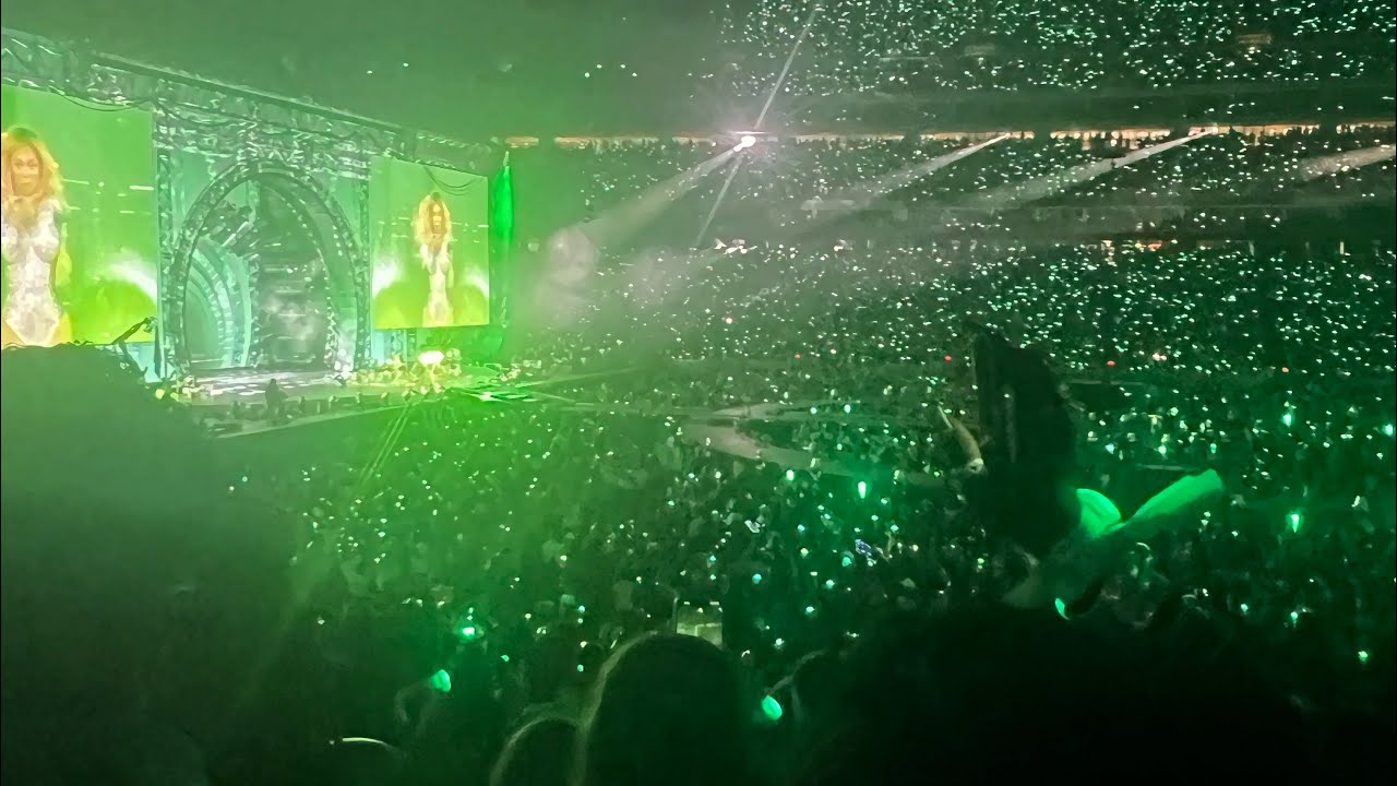 Beyoncé EPIC intro into the Renaissance in Houston TeXas NIGHT 1 - YouTube