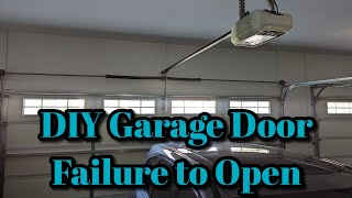 Garage Door Repair - Diagnosing the Issue by Btwillia's Garage 114 views 5 months ago 2 minutes, 32 seconds