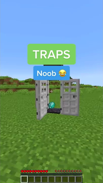 Minecraft NOOB vs PRO vs HACKER: Traps! 😂