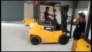 Godrej 2 Ton Electric Forklift Truck