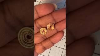 Quick & Easy Swirling Stud Earrings #diyjewelry #wirewrappedjewelry