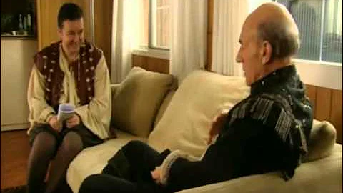 EXTRAS Bloopers: Patrick Stewart - Naked