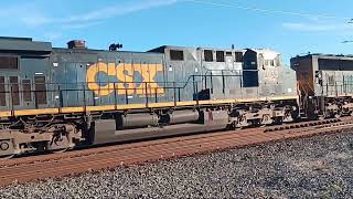 CSX 4587 SD70MAC Leads CSX Manifest Train Beautiful RL K5LA 🍔
