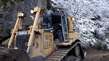 Cat D6T Buldozer Operators View