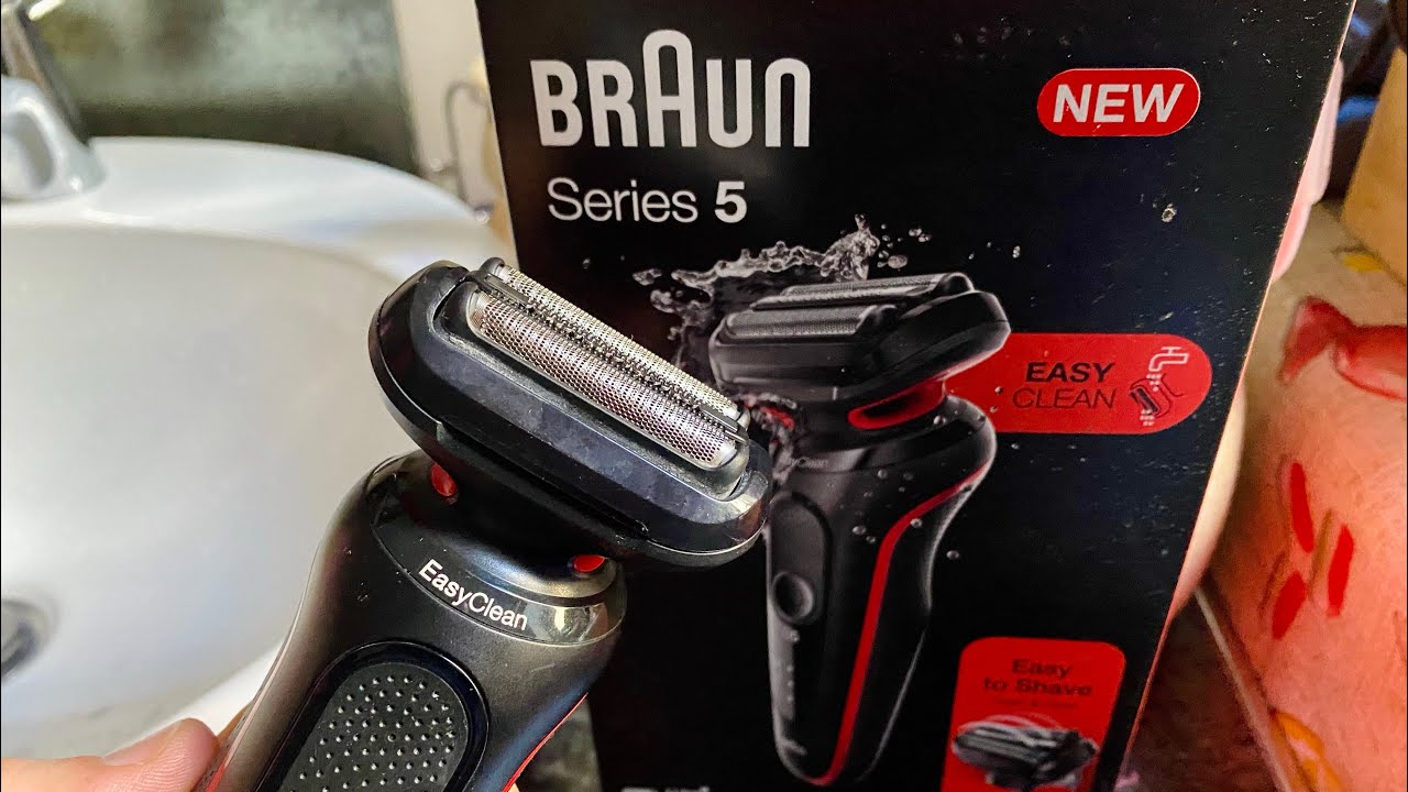 BRAUN SERIES 5(50-b1000s) Rasatura testa con rasoio elettrico in modalità  tradizionale. 