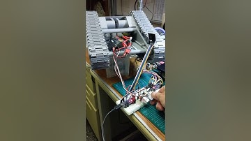 Two brushless motors control wirelessly by potentiometers with Arduino nano