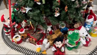 2023 Christmas animatronic display 🎅🎄🎁￼