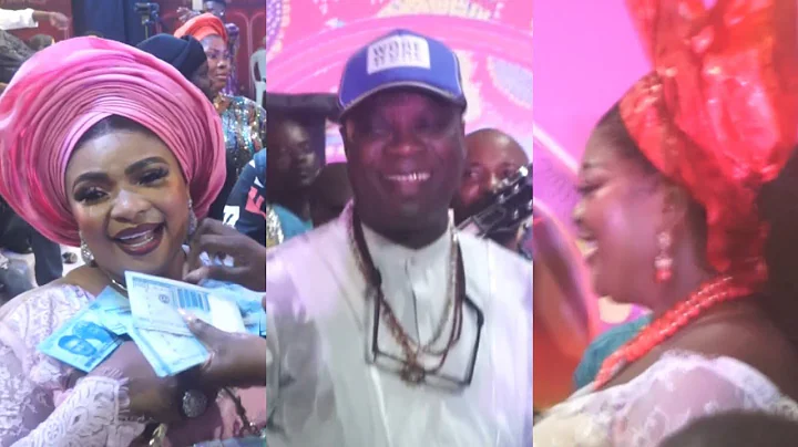 SEE HOW NOLLYWOOD ACTRESS, LAIDE BAKARE OUTSHINES COLLEAGUE, ENIOLA BADMUS