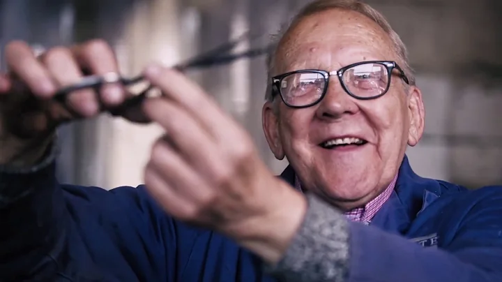 Handmade scissors from Ernest Wright, Sheffield - ...