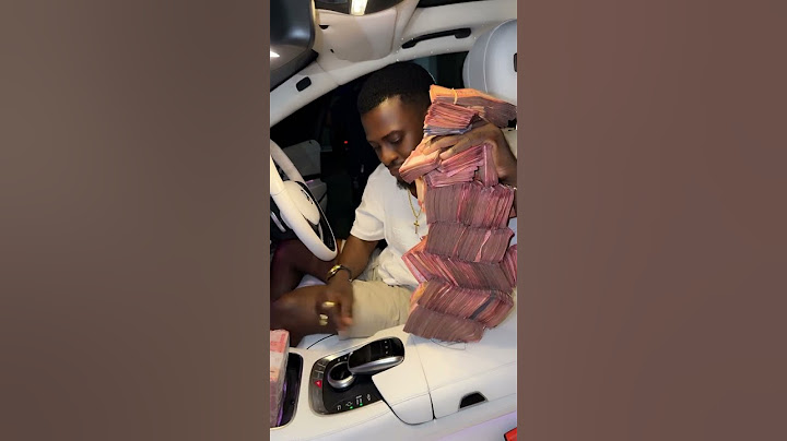 CHIEF GODLOVE AKIWA NDANI YA GARI YAKE YA MILLION 700 HI GARI IKO MOJA TANZANIA NIGERIA ANAYO DAVIDO