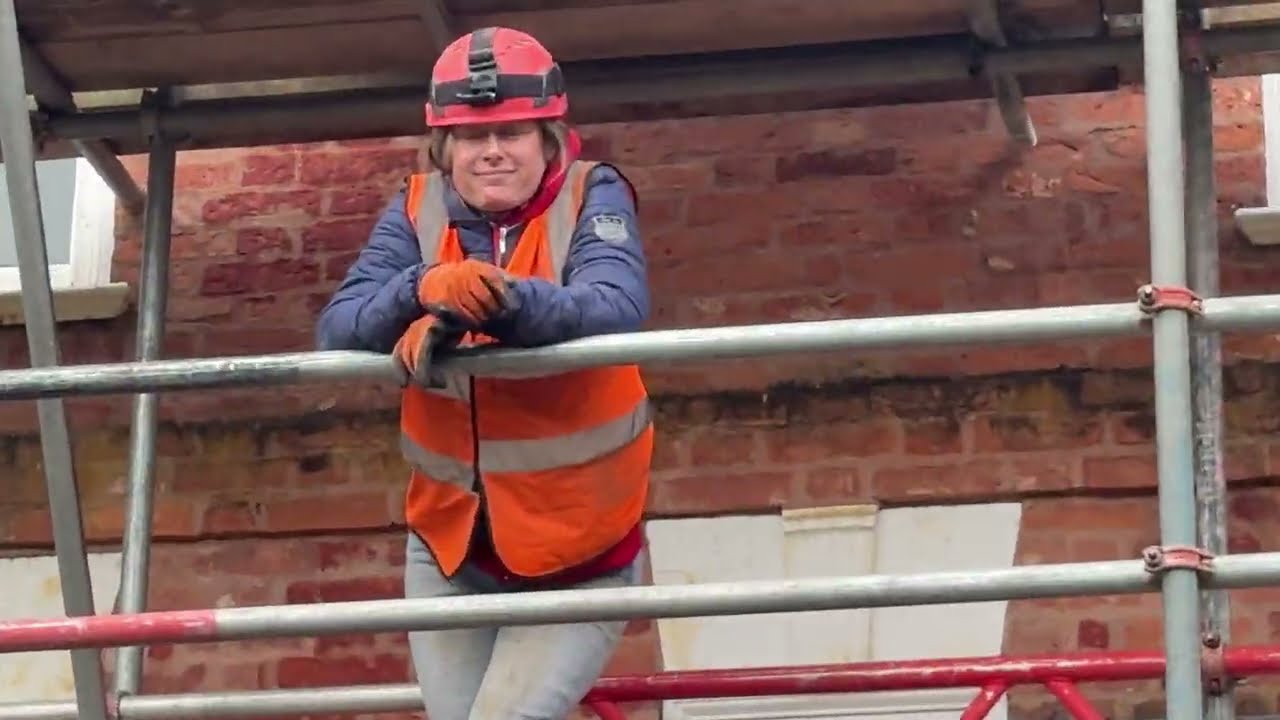 Busy few days graft. Big job nearly done and the labourer is back.