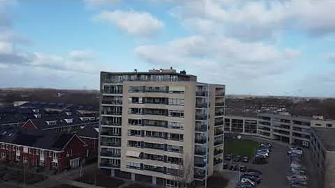 Drone vliegen in vijverpark Papendrecht
