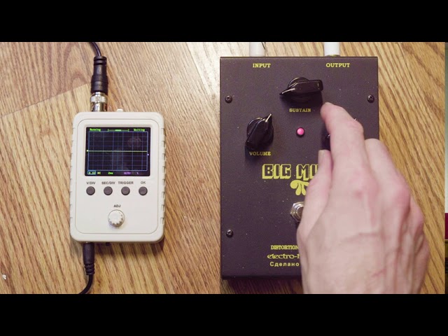 EHX / Sovtek Black Russian Big Muff demo + oscilloscope view - YouTube