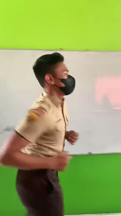 CEWEK KALKULATOR