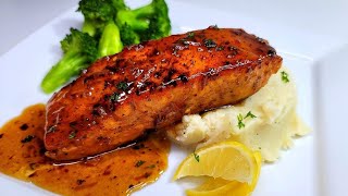 HONEY GARLIC GLAZED SALMON | recipe