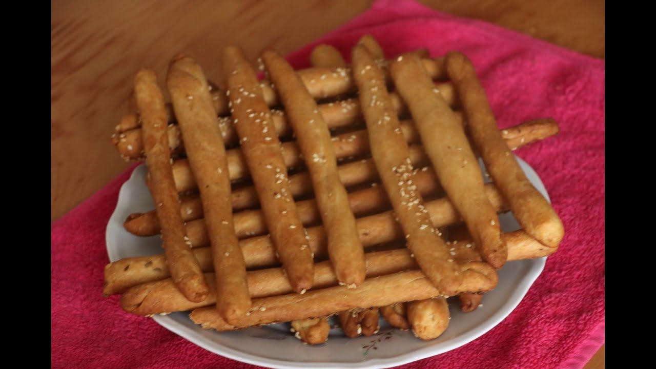 البقسماط في البيت ألذ من الجاهز وتحدي😋 most Delicious rusk sticks YouTube
