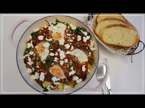 구운 달걀과 시금치 & 페타치즈 레시피 Baked Eggs with Spinach & Feta Cheese Recipe