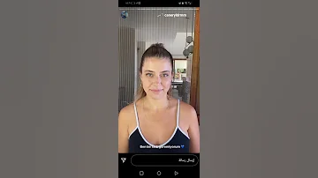 غمزه اخت هاندا ارتشيل وهي صغيره 