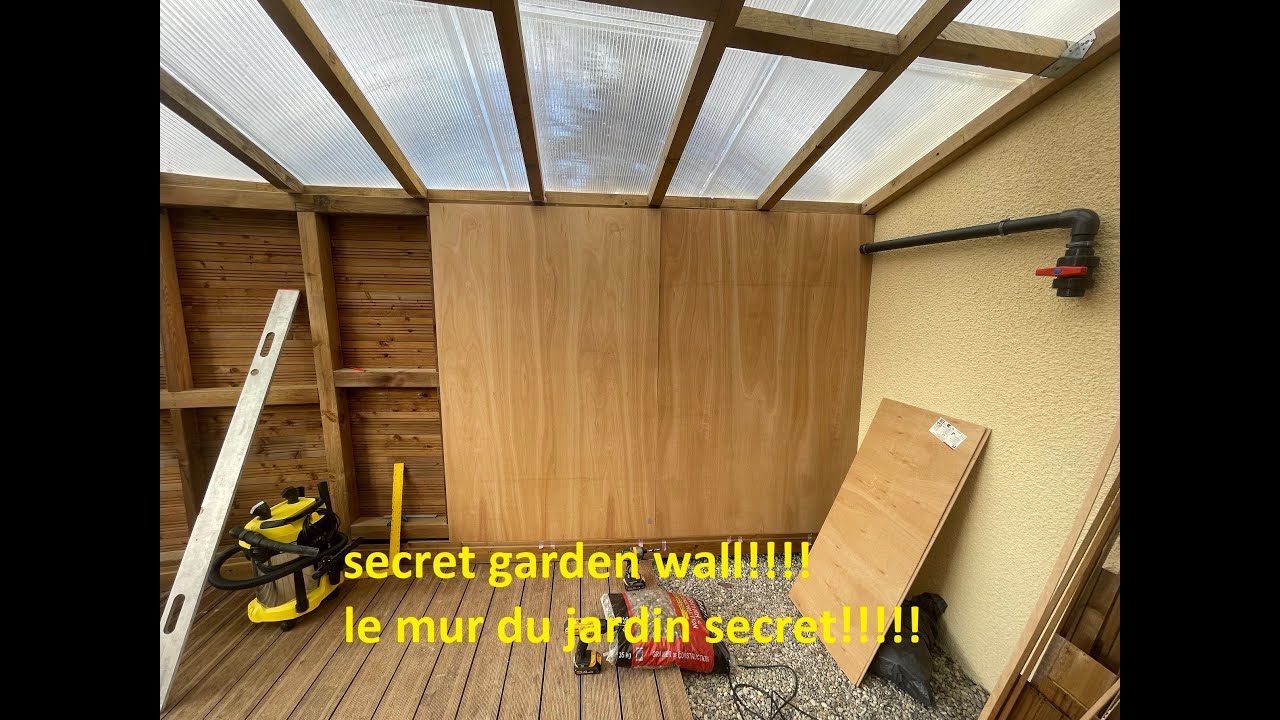 Mon castle...episode 113...secret garden wall...mur du jardin secret ...