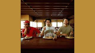 Jonas Brothers - Waffle House
