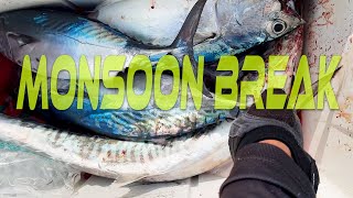Ikan Naik Ke Permukaan Laut Boiling Ikan Merata Rata Inflatable Boat Vlog vlog 157