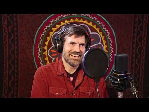 Puedes Escucharme (Can You Hear Me?) with Introduction