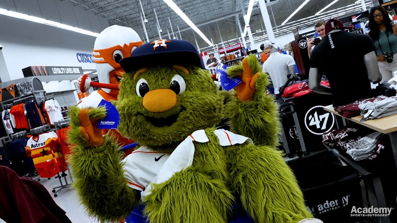 Houston Astros Undercover at Academy Sports + Outdoors 