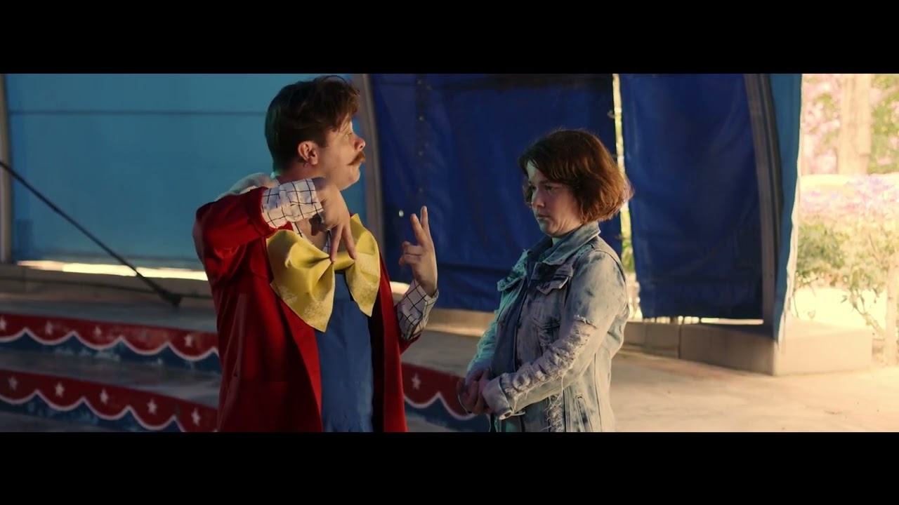 Cena FILME  - O ladrão de vovós