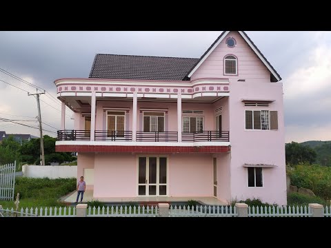 Bán biệt thự gần đà lạt giá 2,5 tỷ mặt tiền quốc lộ 2000 mét vuông gọi 0915365468.