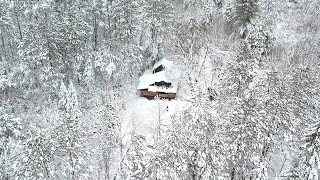 Winter wonderland at the OFFGRID cabin ❄  | Cooking lunch on an open fire (Canada )