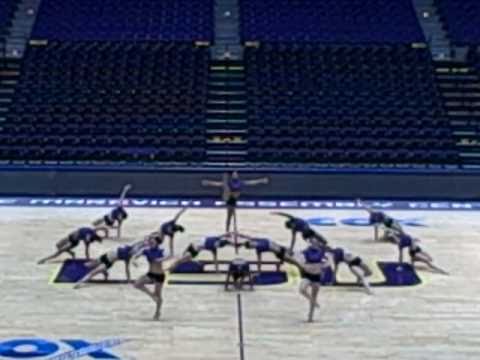Lsu Jazz Routine LSU Tiger Girls 2010 Jazz - YouTube