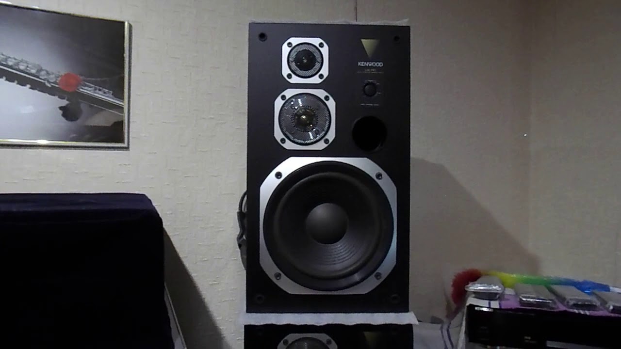 Kenwood Ls 110 Against Kenwood Ls 330 Youtube