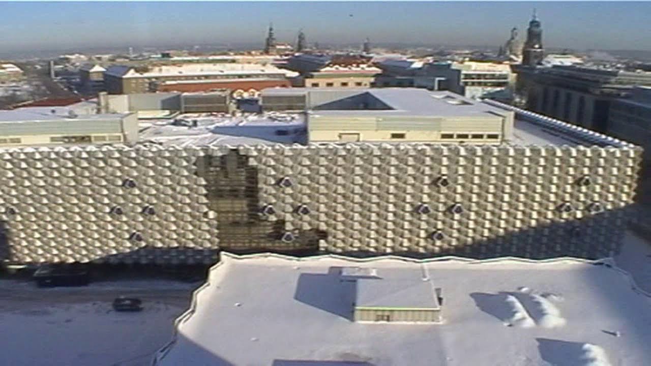 Zeitraffer Abriss CENTRUM Warenhaus Dresden 2007