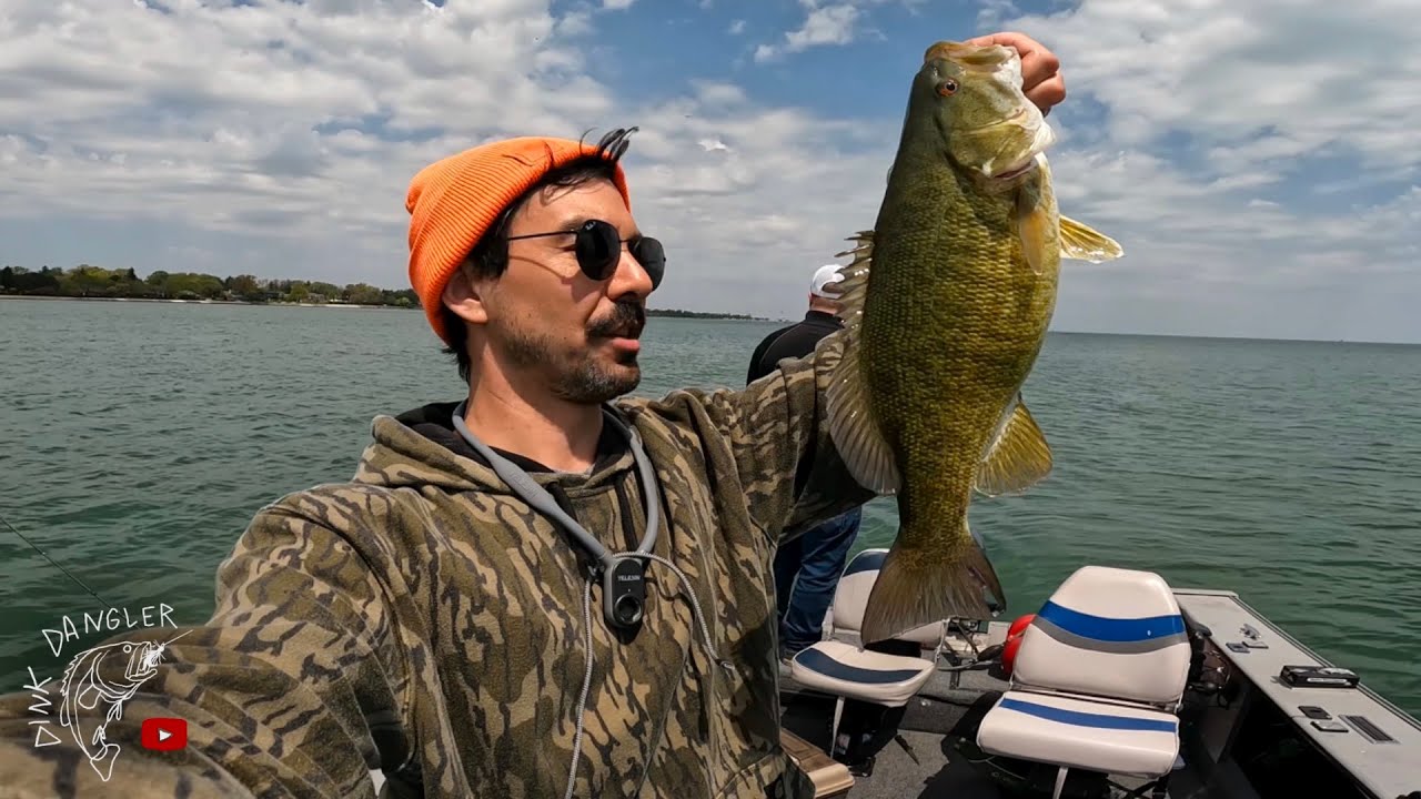 My First Time Bass Fishing on Lake St. Clair form a Boat!
