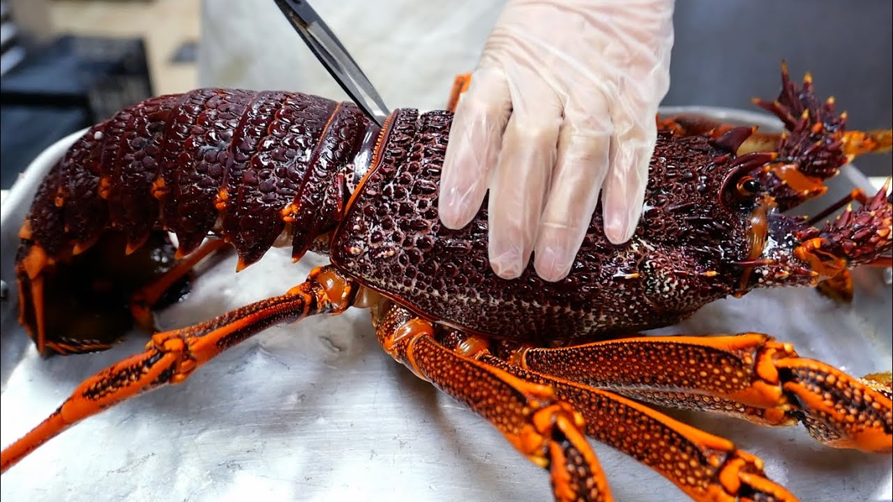 American Food - GIANT RED AUSTRALIAN LOBSTERS Park Asia Brooklyn Seafood NYC | Travel Thirsty