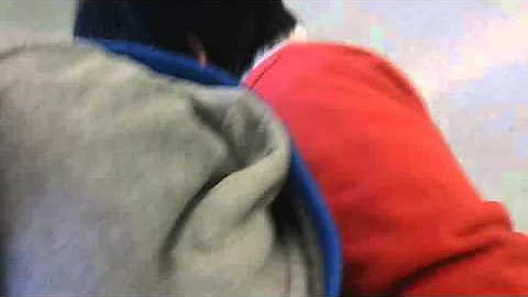 andrewaranyosi's Webcam Video from  2 May 2012 07:...