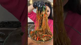 Vietnamese Girl Makes Korean Japchae Myhealthydish