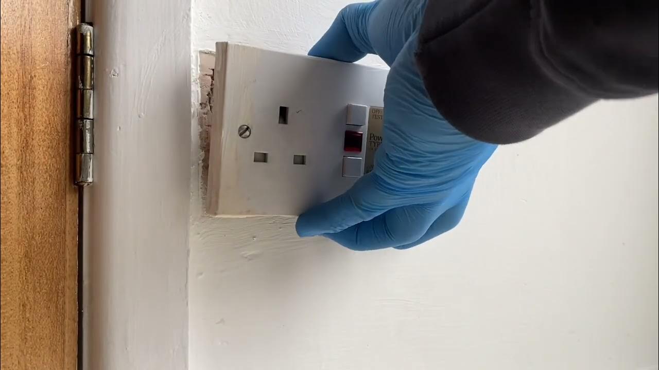 How to Install an Outdoor Socket - YouTube