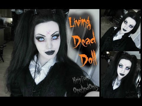 Gothic Makeup - Monique's Handy Guide to Making Yourself Look Dead Sexy -  The Gothic eZine