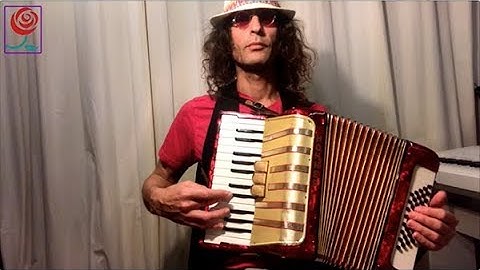 Free Beginners Gypsy Accordion Lesson - The Chromatic scale