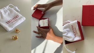 VALENTINO VLOGO EARRINGS| UNBOXING AND TRYING ON