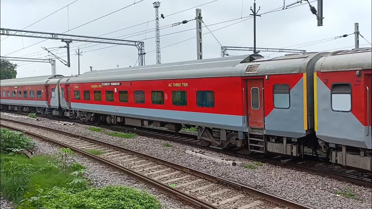Aishbagh To Lucknow Junction Journey/ ऐशबाग से लखनऊ जंक्शन तक की यात्रा 🚂🚂🚂