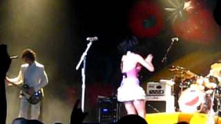 Katy Perry - Opening/Fingerprints (The Metropolis, March 31st, 2009)