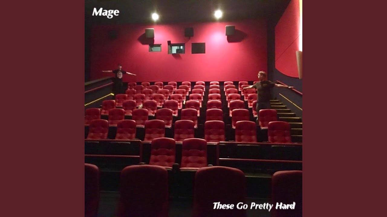 Millennial auf YouTube ansehen Millennial auf YouTube ansehen