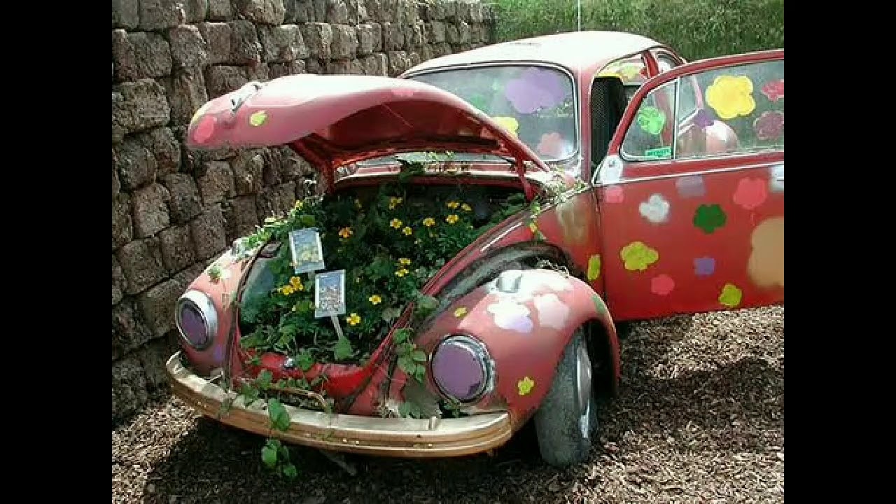 Клумба из автомобиля. Музей старых автомобилей черноусово. Как оформить старую машину. Старая машина с глазами. Ржавые ретро машины.